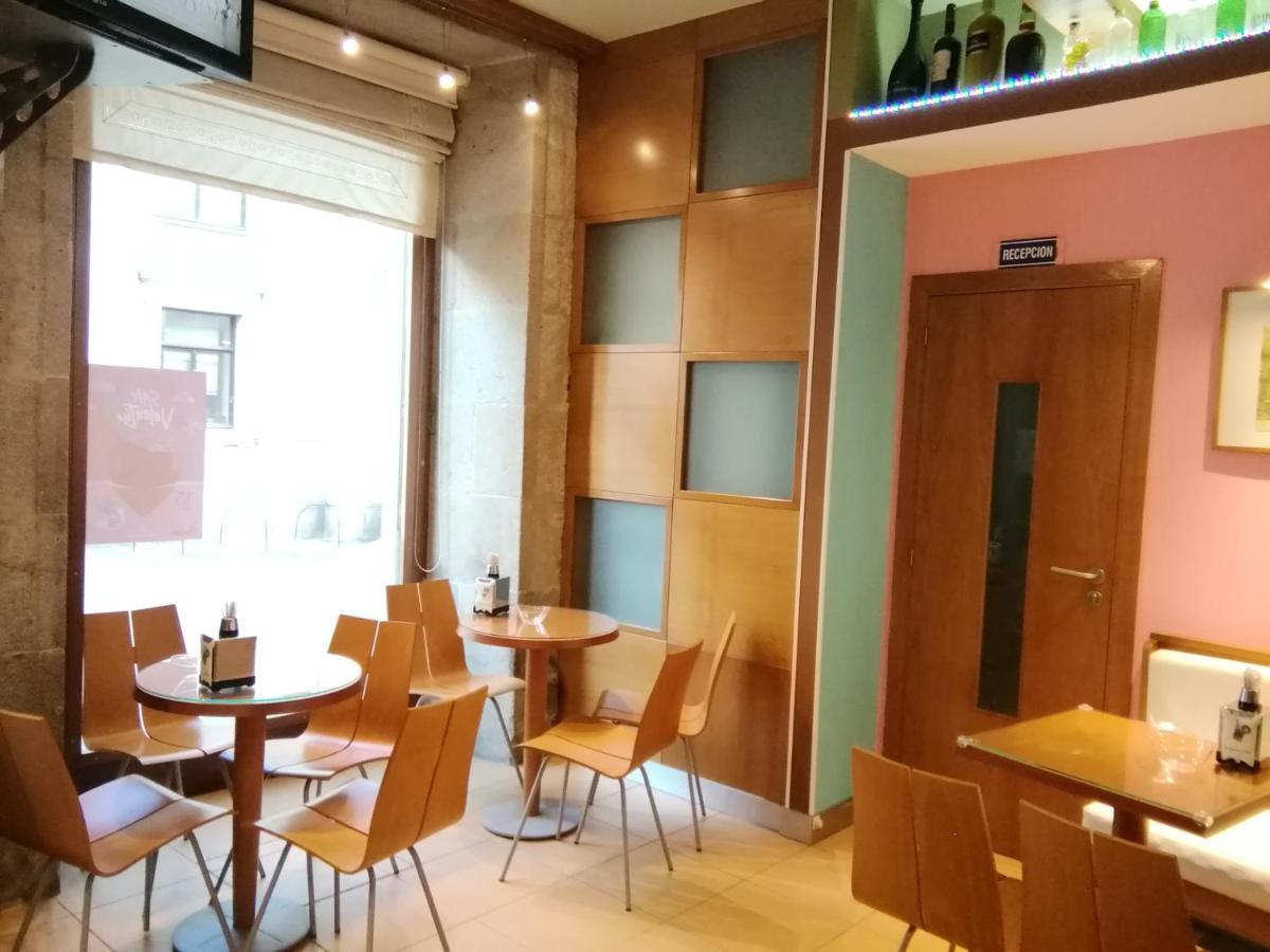 Pico Sacro I Hostal-Pension Сантьяго-де-Компостела Экстерьер фото