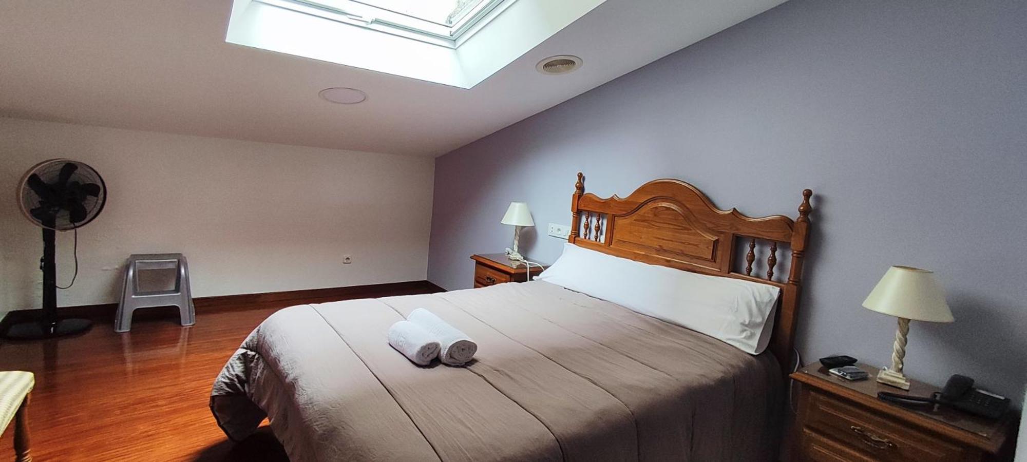 Pico Sacro I Hostal-Pension Сантьяго-де-Компостела Номер фото