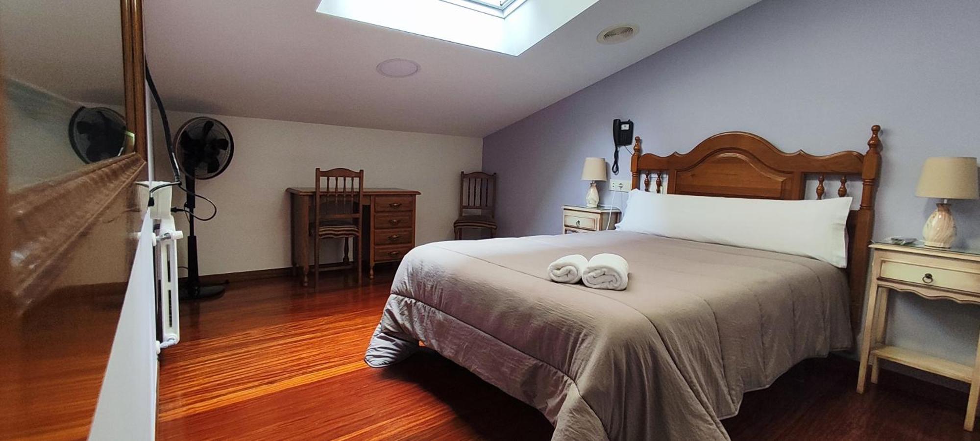 Pico Sacro I Hostal-Pension Сантьяго-де-Компостела Номер фото
